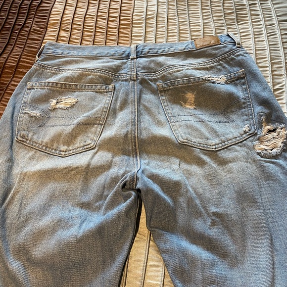 American Eagle Girlfriend Jeans - Size 8 - Picture 7 of 7